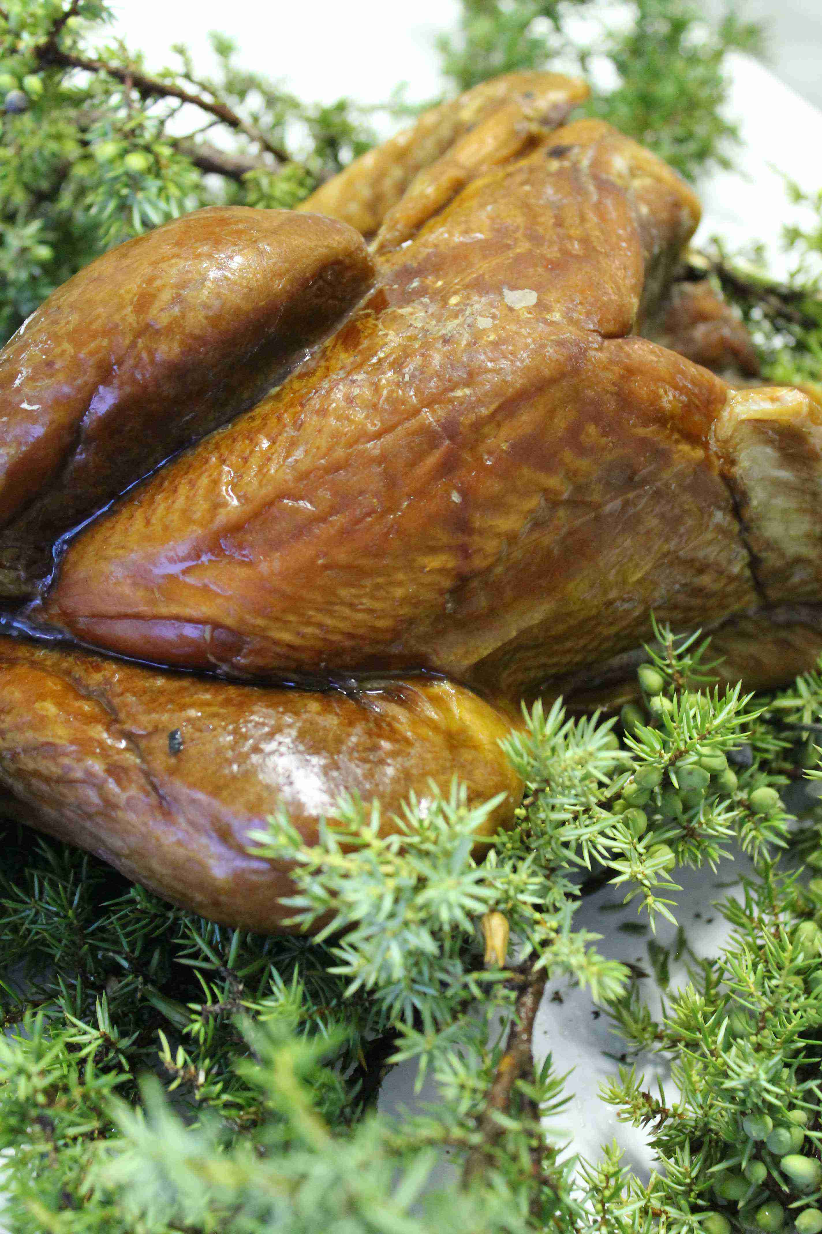 Kokonainen palvattu kalkkuna